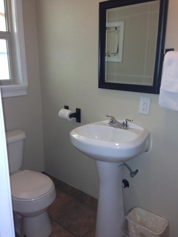 Kings Row Inn Milwaukie Chambre photo